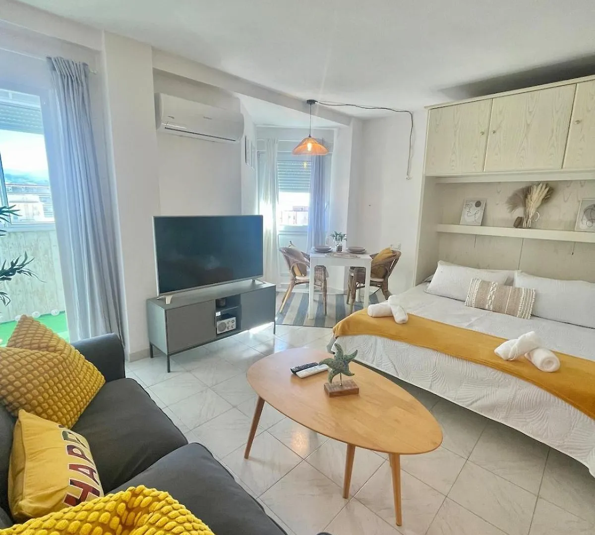 Apartment Modern Studio With Ocean Views Torre Del Mar