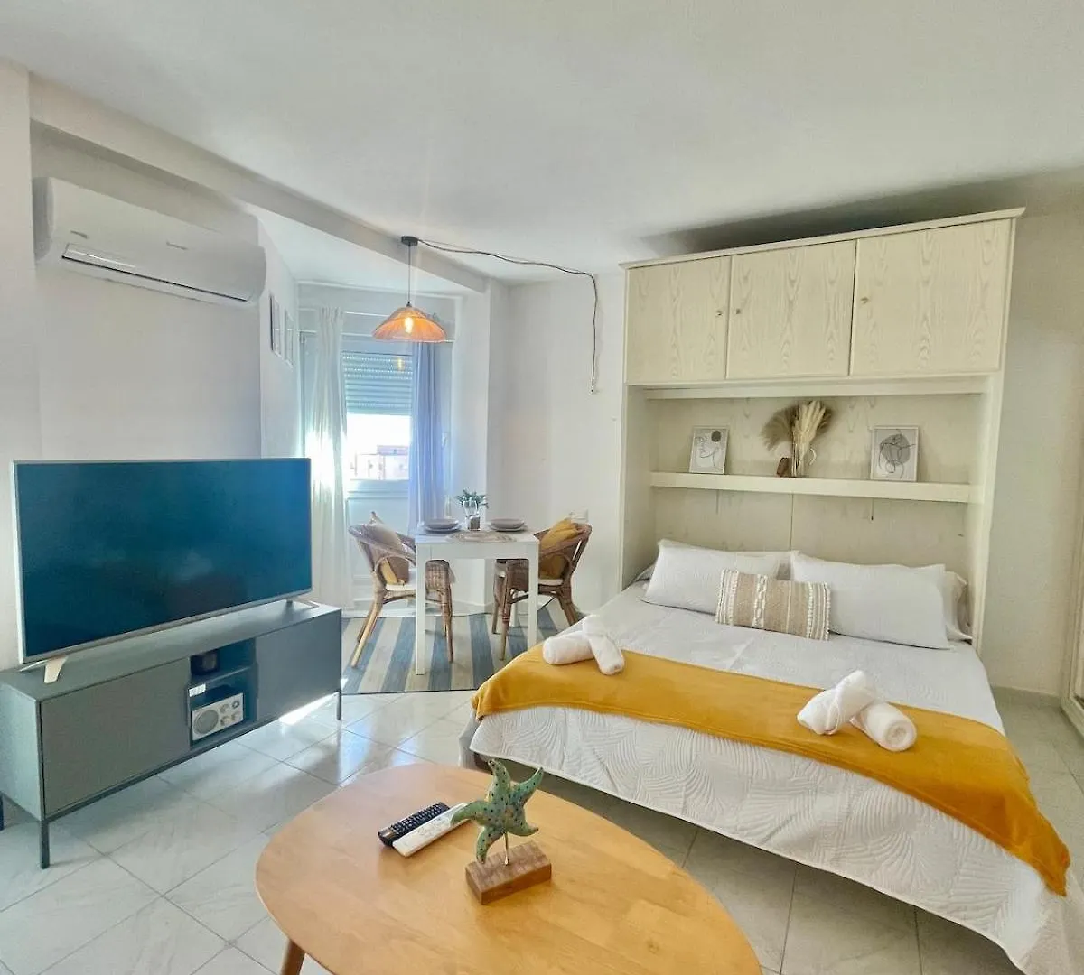 아파트 Modern Studio With Ocean Views 토레델마르