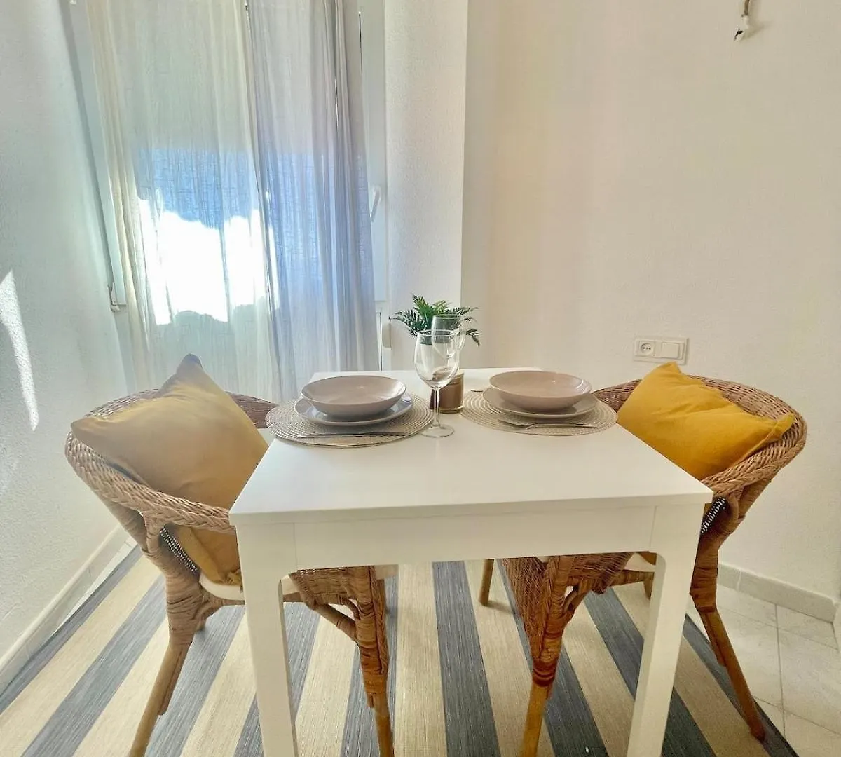 Modern Studio With Ocean Views 토레델마르
